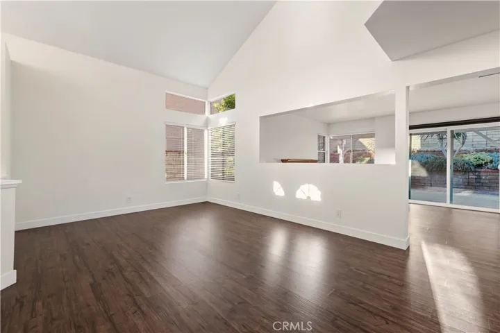 19717 Azure Field, Newhall, California 91321