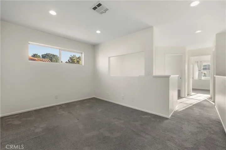 19717 Azure Field, Newhall, California 91321