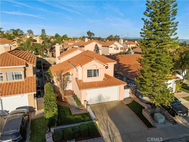 19717 Azure Field, Newhall, California 91321