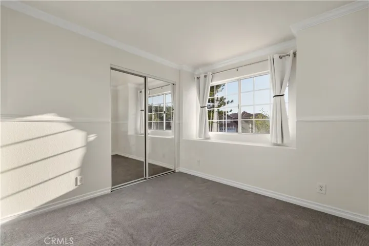 19717 Azure Field, Newhall, California 91321