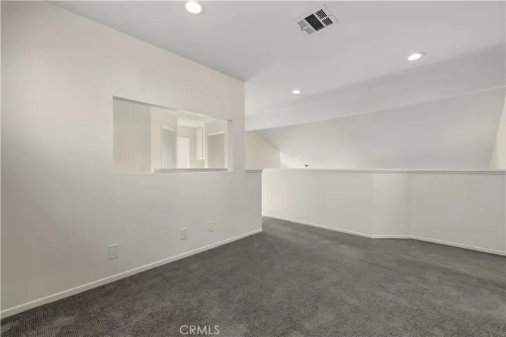 19717 Azure Field, Newhall, California 91321