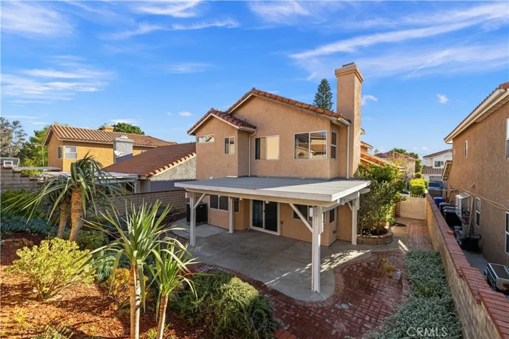 19717 Azure Field, Newhall, California 91321