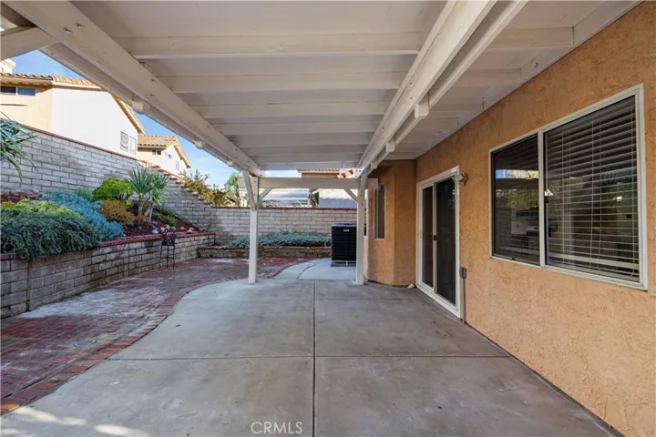 19717 Azure Field, Newhall, California 91321