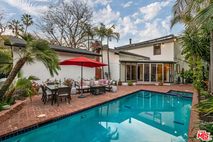 8606 Allenwood Road, Los Angeles, California 90046