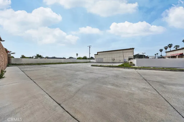 2204 S Garey Avenue, Pomona, California 91766