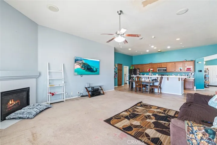 14193 Fresian, Apple Valley, California 92307