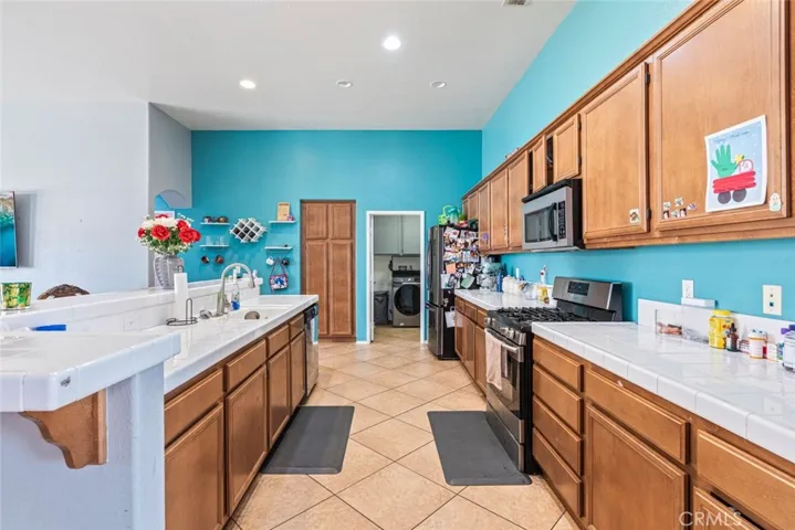 14193 Fresian, Apple Valley, California 92307
