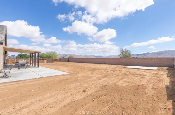 14193 Fresian, Apple Valley, California 92307