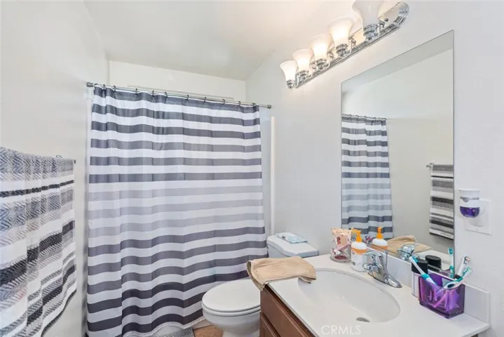 14193 Fresian, Apple Valley, California 92307