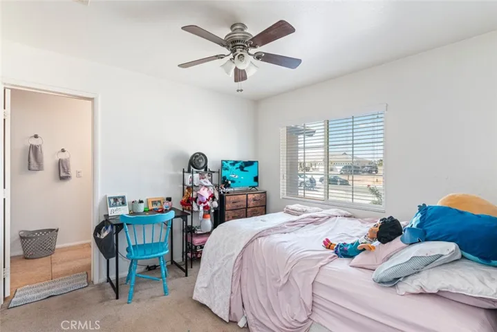 14193 Fresian, Apple Valley, California 92307