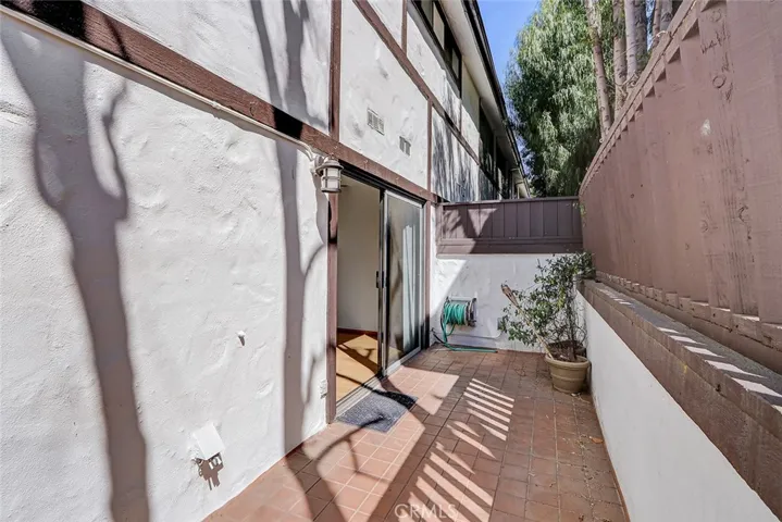 Dining area balcony
