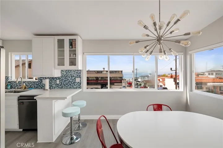 208 Longfellow, Hermosa Beach, California 90254