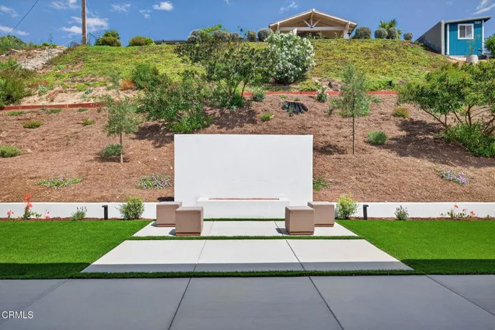 88-web-or-mls-071_UpmarketMedia-259Via-9