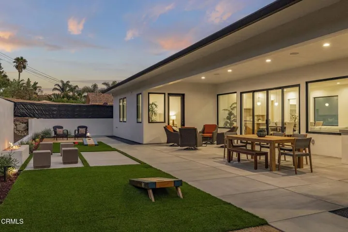 11-web-or-mls-UpmarketMedia-259Via-twi-1