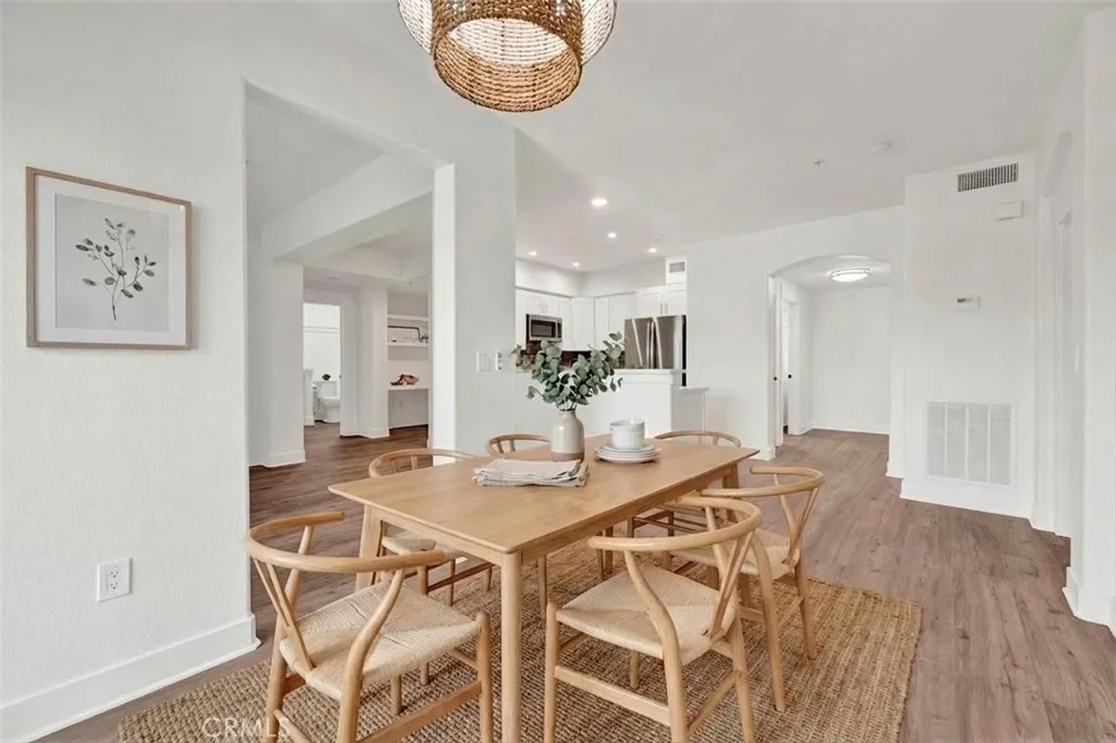 Virtual Staging