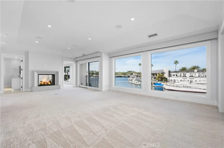 45 Linda Isle, Newport Beach, California 92660