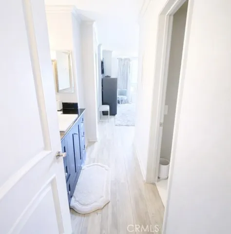 Primary Bed Hallway