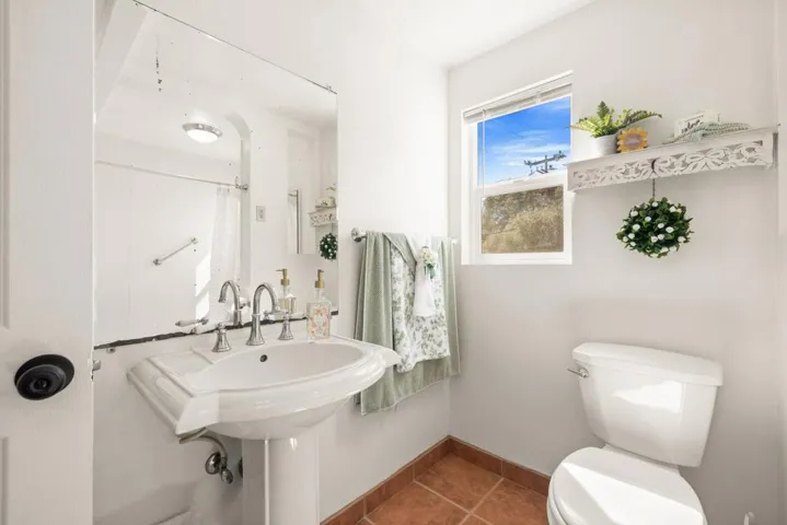 017_78670cryerdr1_277