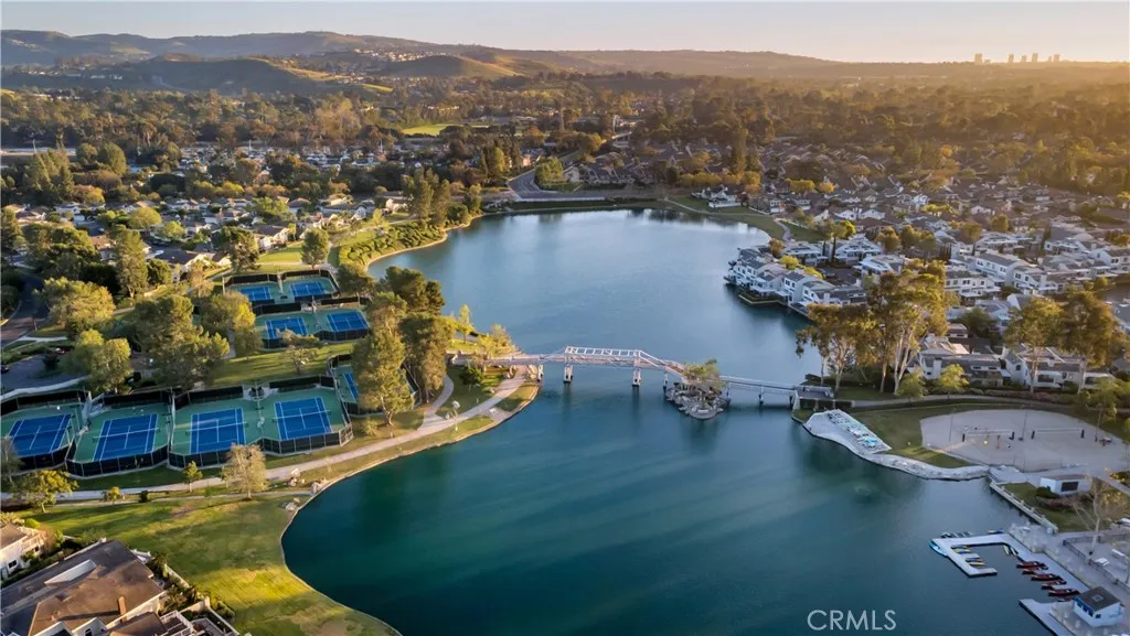 Welcome to the highly sought-after Woodbridge community of Irvine.