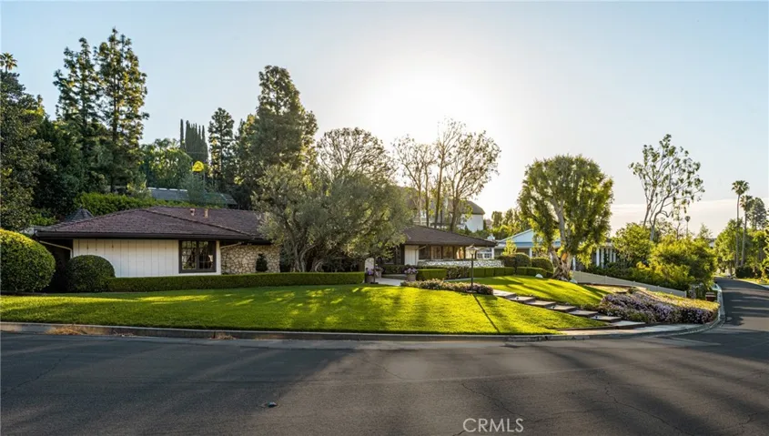 1881 Park Skyline, North Tustin, California 92705