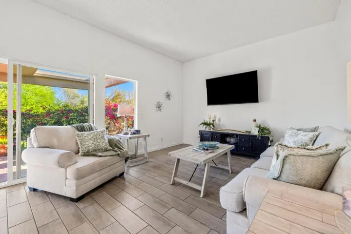 009_22-print-_g4a3956_106