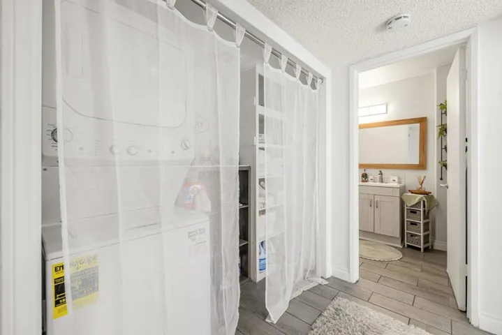 024_37-print-_g4a3876_826