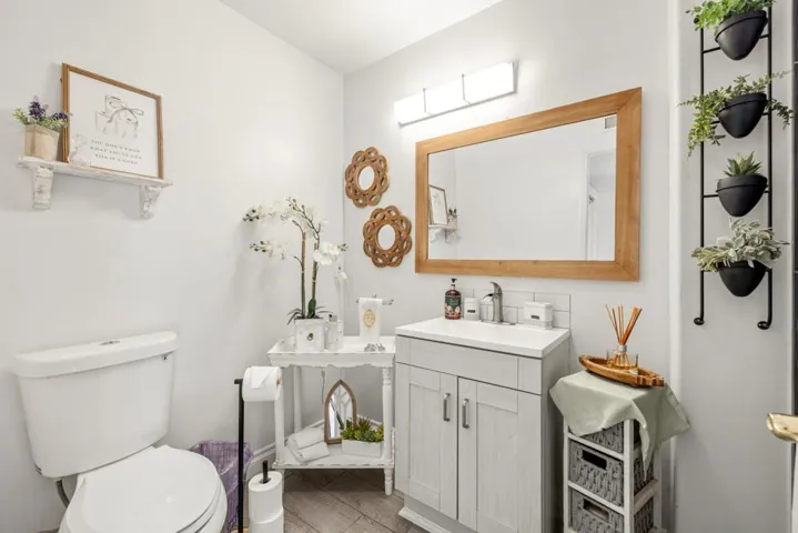 025_38-print-_g4a3881_213