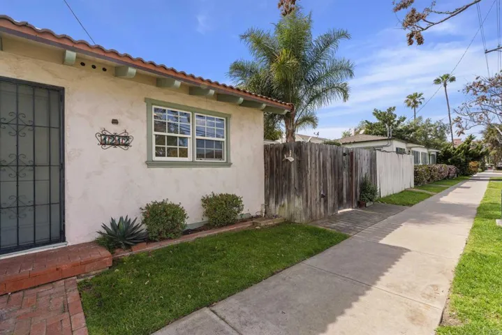 1212 2nd Street, Coronado, California 92118