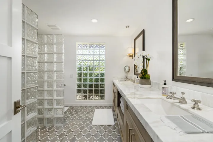 Casita 3 Bathroom