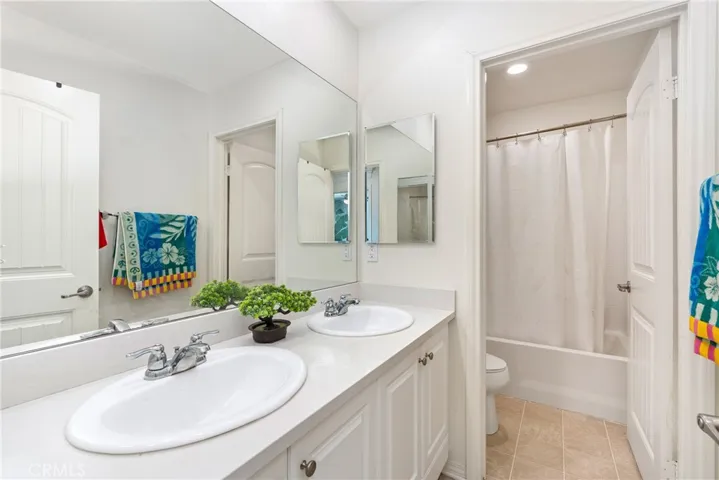 Upstairs Guest Bathroom