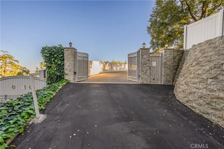 14774 Edgeridge Drive, Hacienda Heights, California 91745