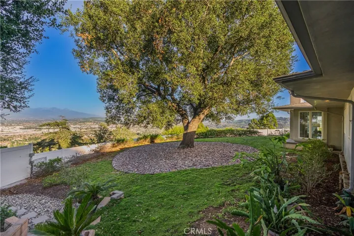 14774 Edgeridge Drive, Hacienda Heights, California 91745