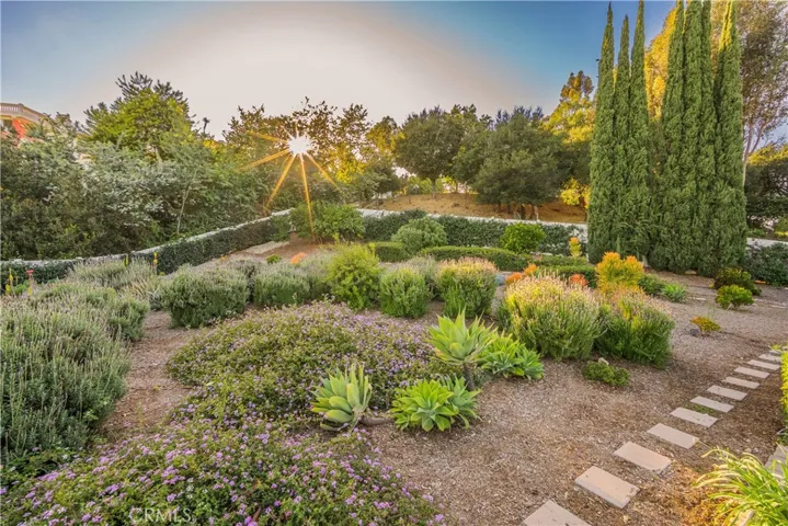 14774 Edgeridge Drive, Hacienda Heights, California 91745