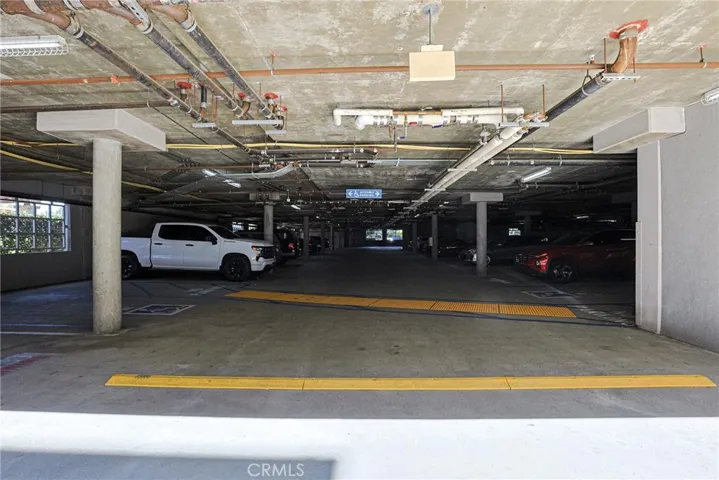 Parking garage
