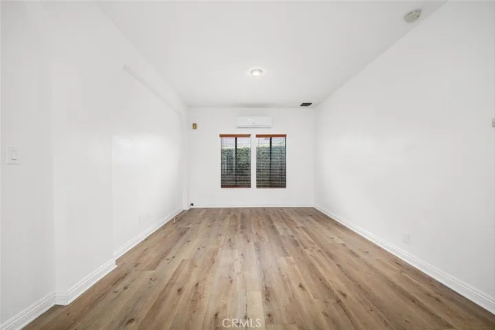 12101 Freeman, Hawthorne, California 90250
