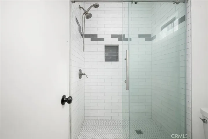 12101 Freeman, Hawthorne, California 90250