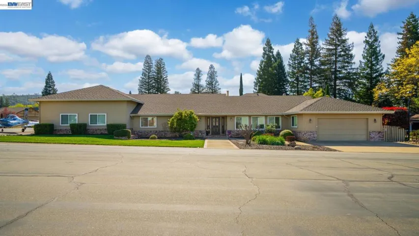 3188 Bonanza Dr, Cameron Park, California 95682