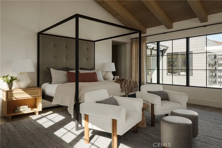 8 Cherry Hills Lane, Newport Beach, California 92660