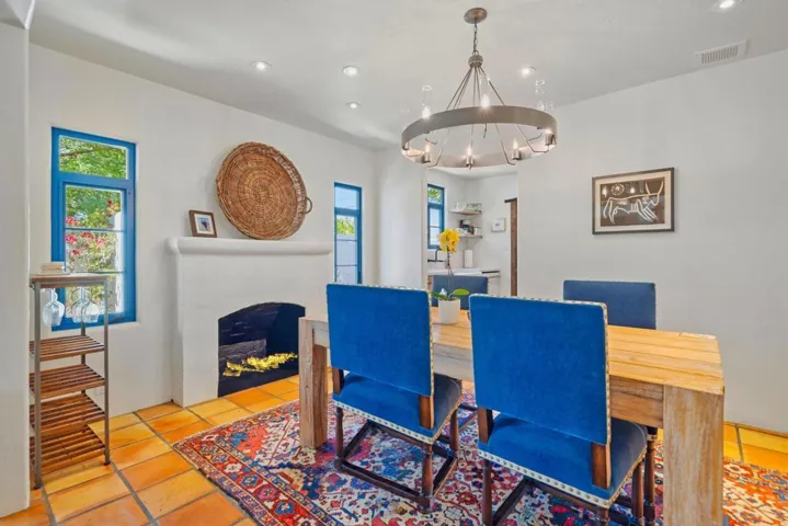 022_52862_eisenhower_chairs_4_312