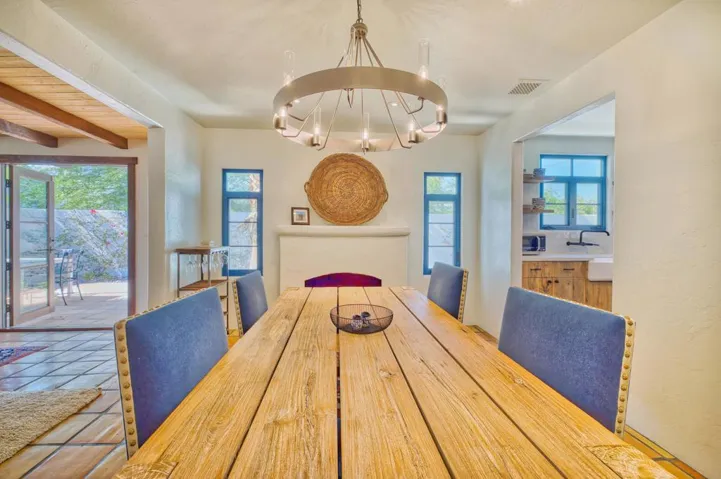 008_52862_eisenhower_chairs_1_592