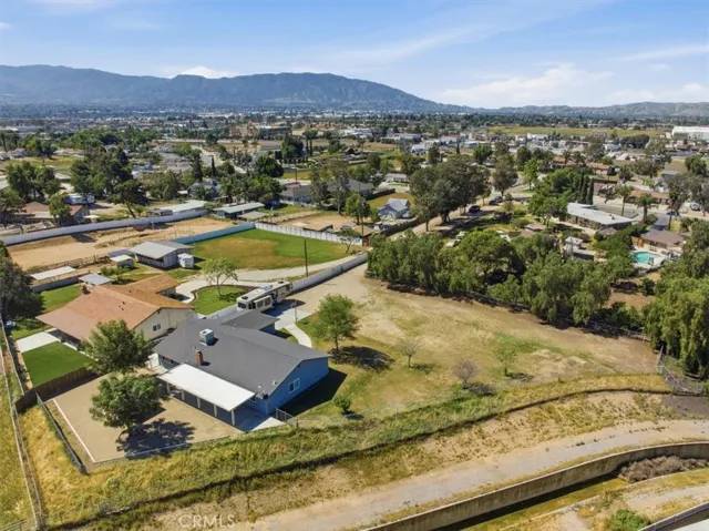 1621 Valley View, Norco, California 92860