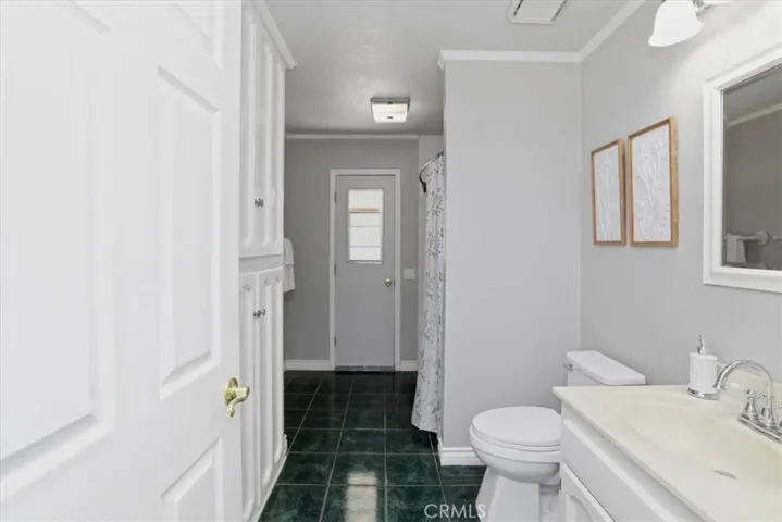 1621 Valley View, Norco, California 92860