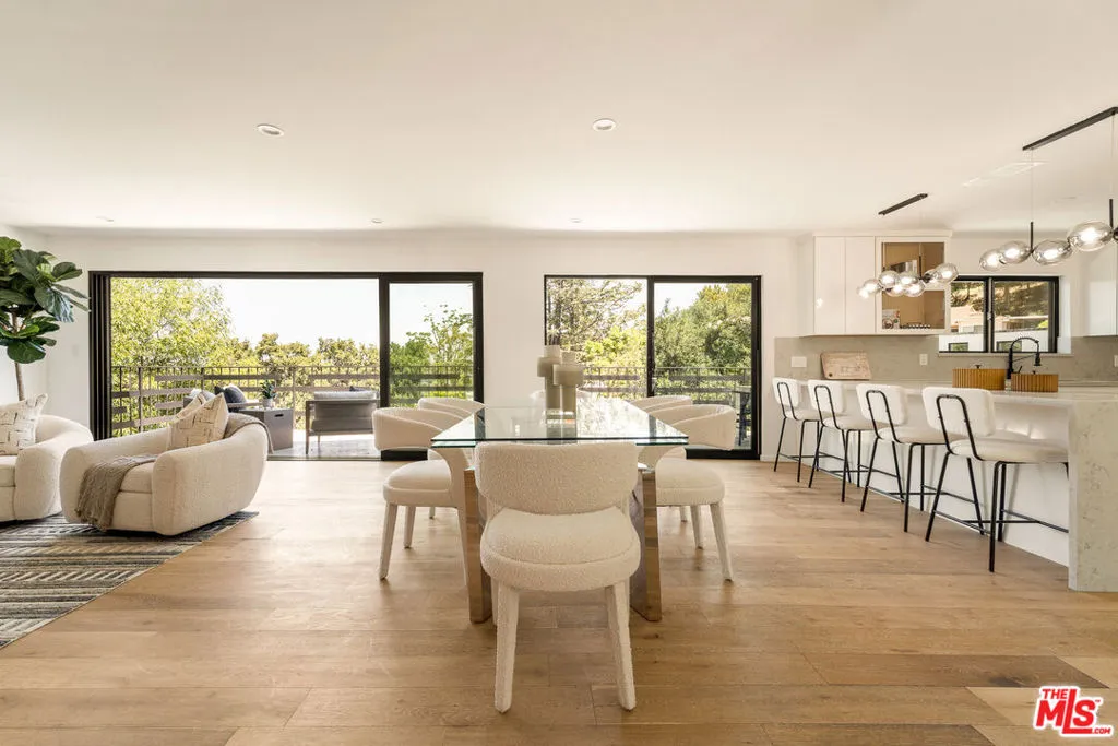 11587 Sunshine Terrace, Studio City, California 91604 — photo 5