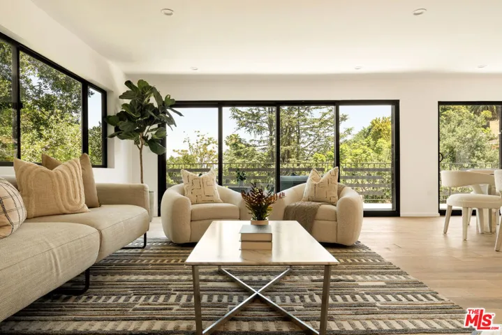 11587 Sunshine Terrace, Studio City, California 91604