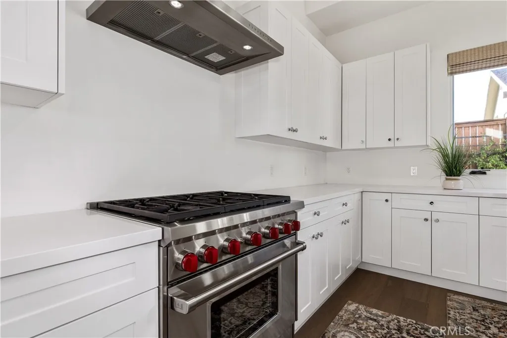 All soft self closing drawers and cabinets.