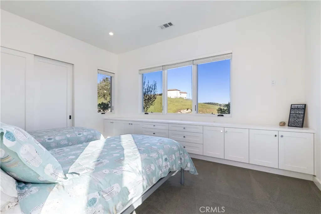 All bedrooms with built in soft close cabinets