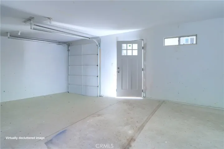 Interior Garage-Workshop
