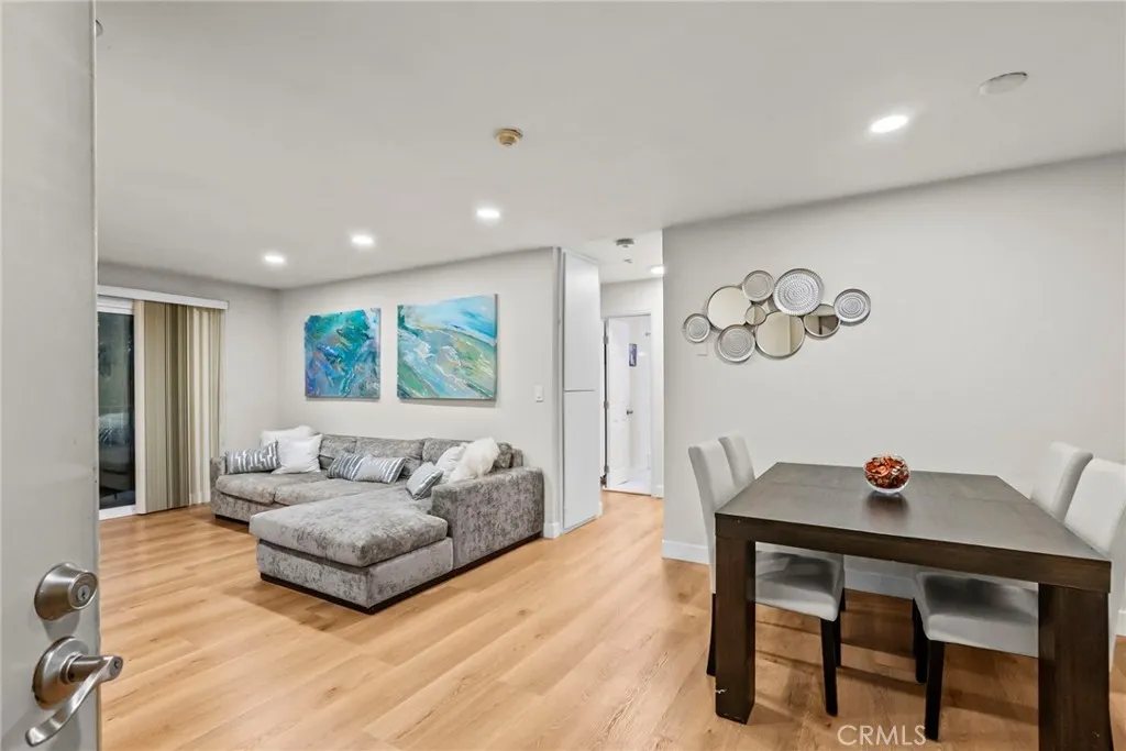 1108 Camino Real 406, Redondo Beach, California 90277 — photo 5