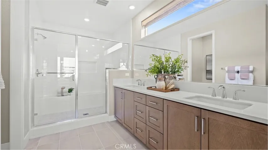 Photos shown are of model only- not actual homesite.
