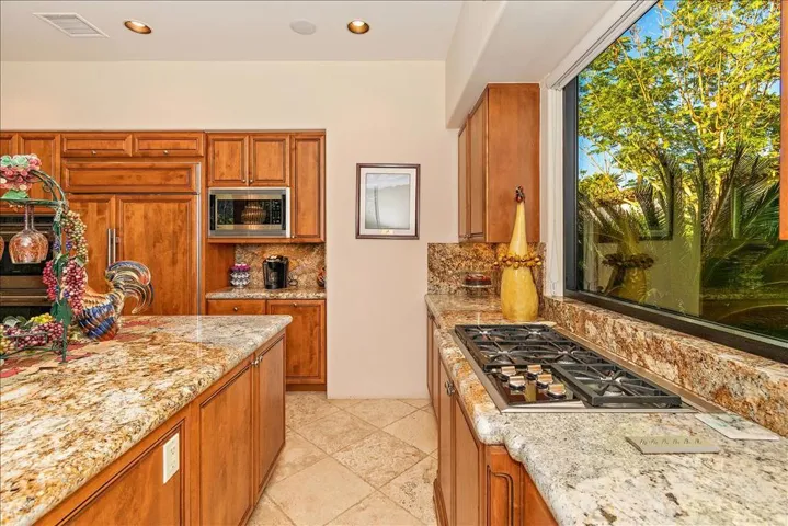 77655iroquoiskitchen6